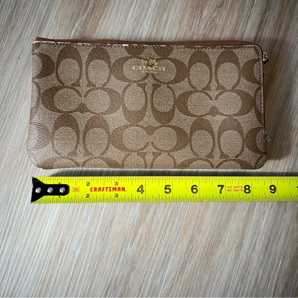 Coach Signature Zip Wallet Brown Canvas Wristlet Clutch